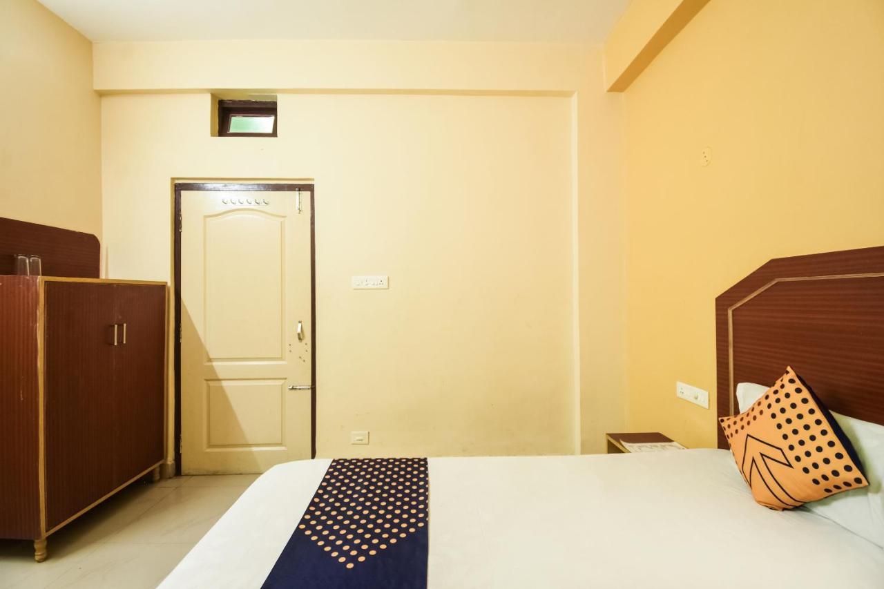 Spot On 74793 Hotel Sai Sudha Puri Exterior foto